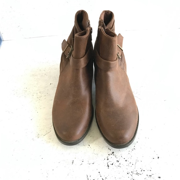 BareTraps Ankle Boots Strap Buckle Side Zip Size 8